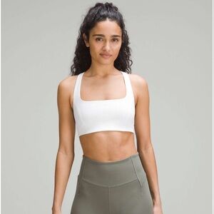 SmoothCover Yoga Bra *Light
Support, B/C Cup